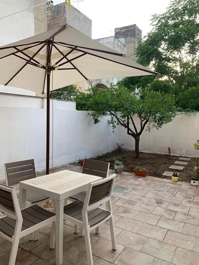 Origini - Apartment With Private Garden Lecce
